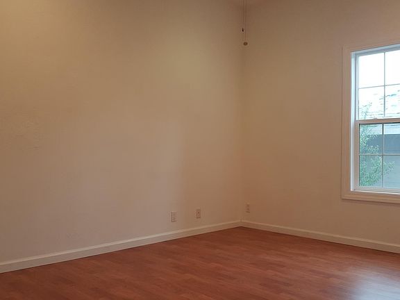 2nd image of 326 N Ellsworth Ave APT 1