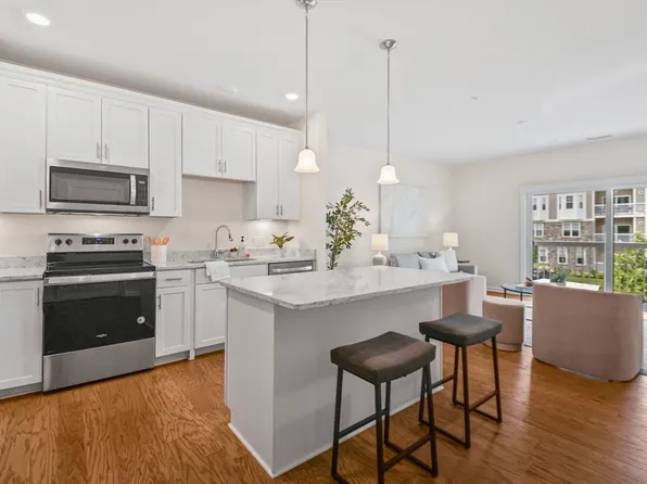 11203 Peters Farm Way #11203, Westborough, MA 01581