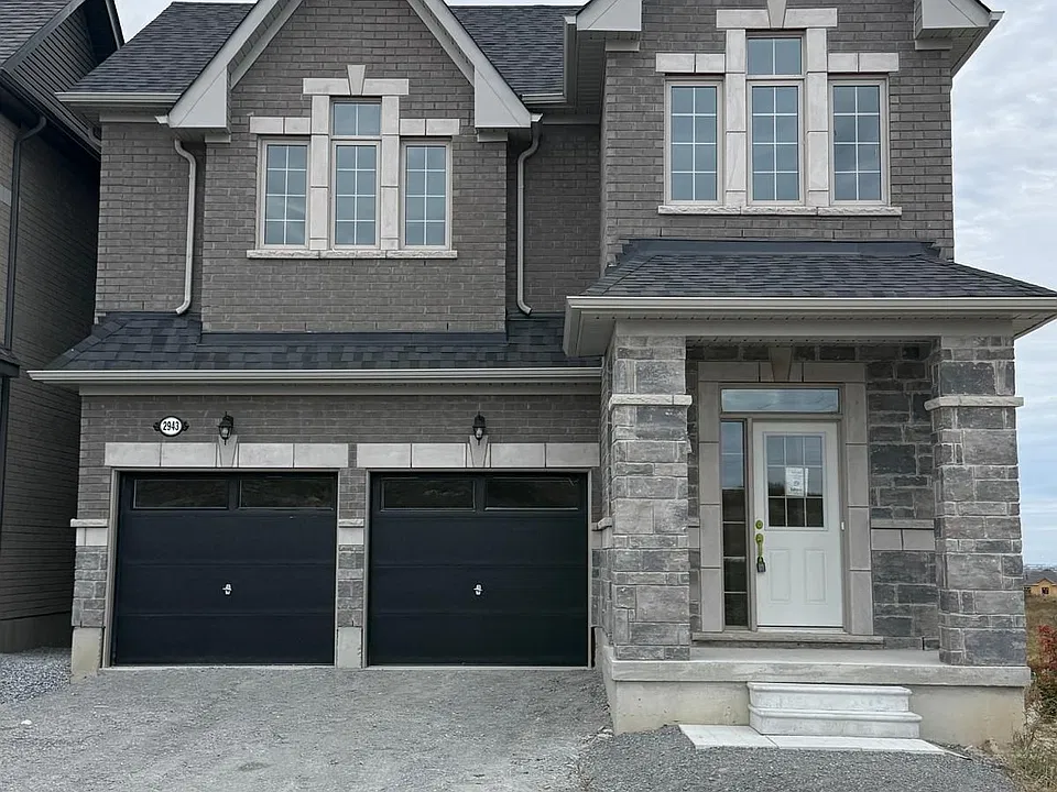 2943 Zenith Pkwy