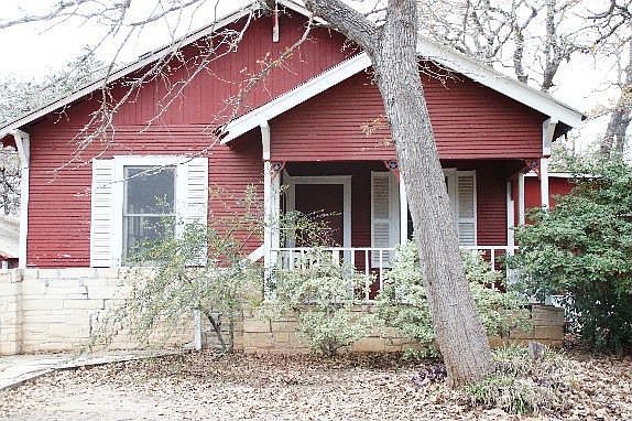 1st image of 323 Tuck St