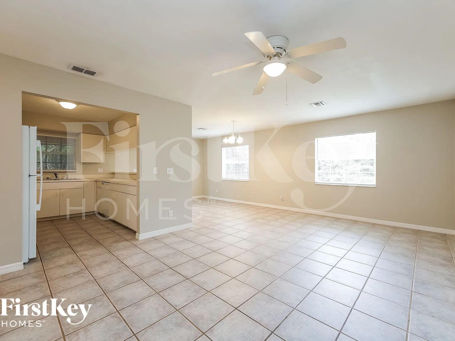 3 bed, 2.0 bath, 1166 sqft, $1,955 — Photo 3