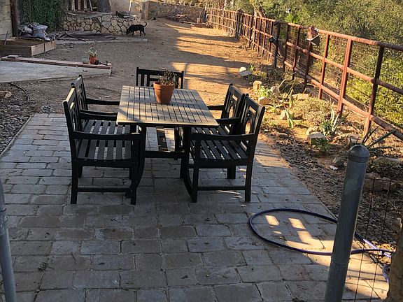 Large front yard, fully fenced, ~1,600 sqft