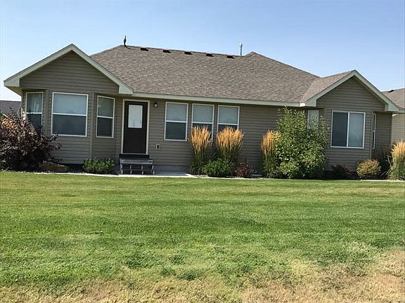 3rd image of 6422 Glen Abby Cir
