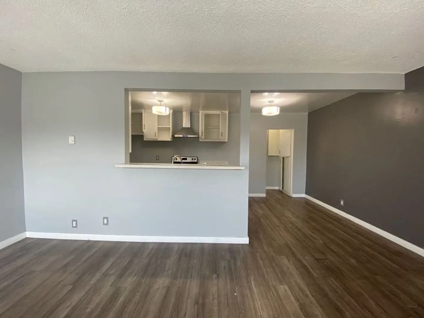 2455 Pasadena Avenue — Photo 3