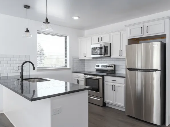 The Onyx, 6618 Ridge Ave #302, Philadelphia, PA 19128