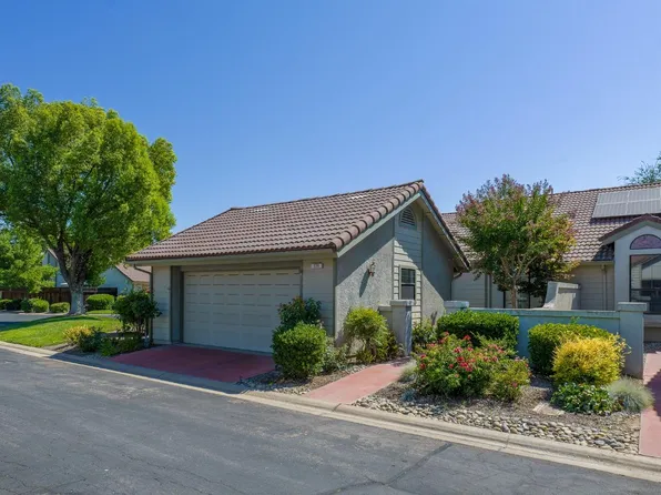 1229 W Bullard Ave APT 138, Fresno, CA 93711