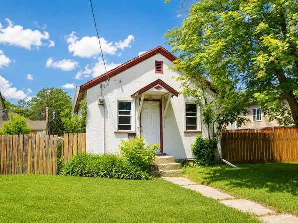 3508 E 51st Ave, Red Deer, AB T4N 4G2