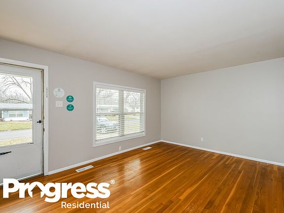 5th image of 1505 Aspen Dr