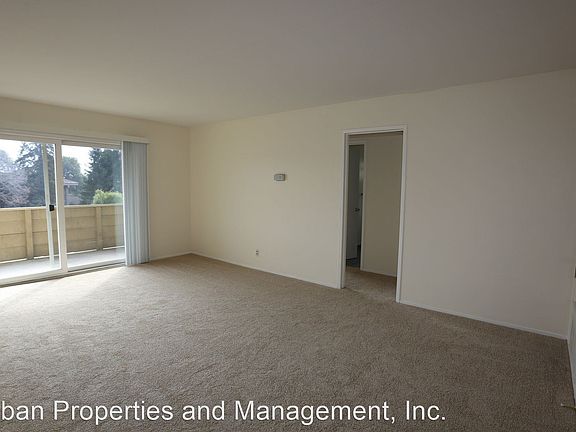 2nd image of 1400 San Carlos Ave #1C
