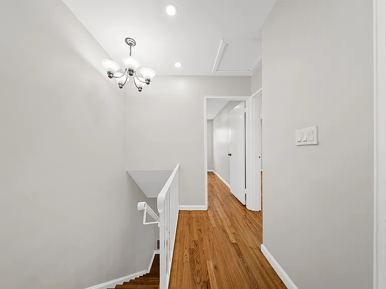50 College St #1 — Photo 15