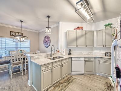 10070 Lake Cove Dr APT 202, Fort Myers, FL, 33908
