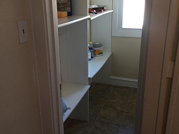 3rd image of 3860 E Plankinton Ave