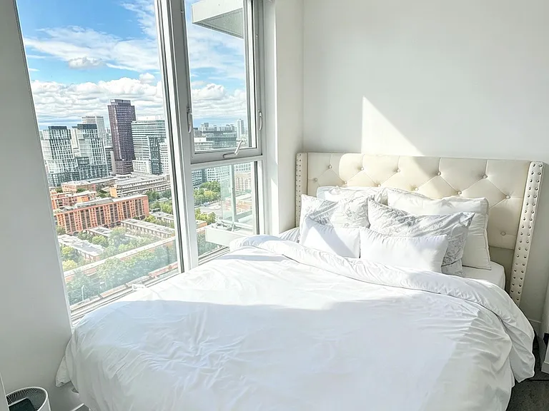 15 Lower Jarvis St #2510 — Photo 7