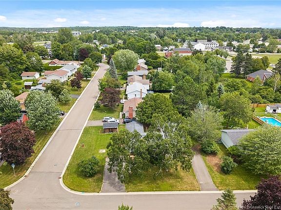 2nd image of 54 Lombardi Ln #52