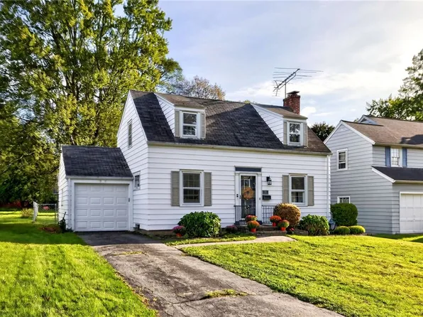 149 Avondale Rd, Rochester, NY 14622