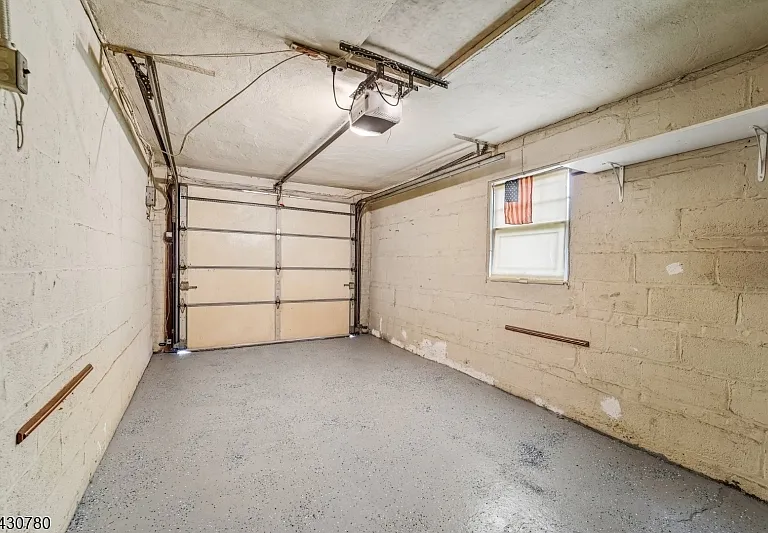 1030 Jassamine Way — Photo 30