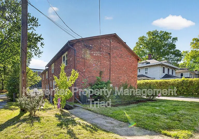 115 S Mendenhall St #C — Photo 18