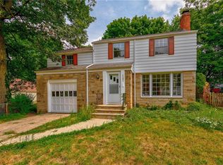 1131 Haselton Rd, Cleveland Heights, OH 44121