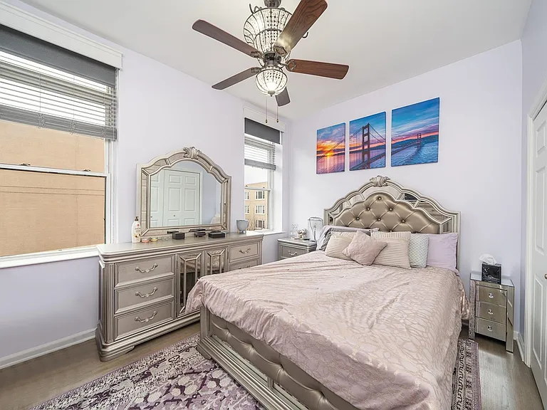 818 Jefferson St #4E — Photo 9