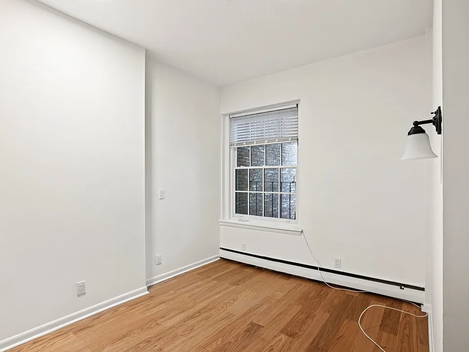 181 Saint Botolph St #5