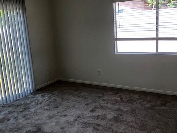 4th image of 1153 Peach Ave APT B