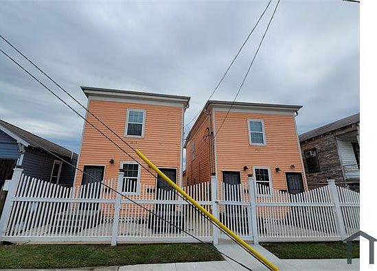 1st image of 3419 Sealy St #3