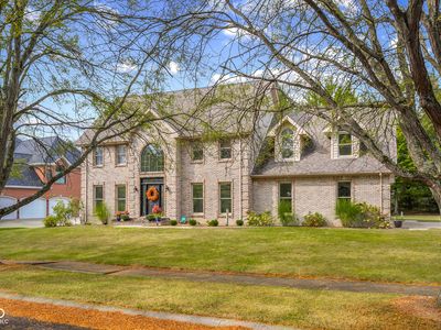 882 Box Turtle Ct, Columbus, IN, 47201