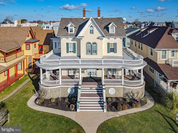 819 Beach Ave #3B, Cape May, NJ 08204