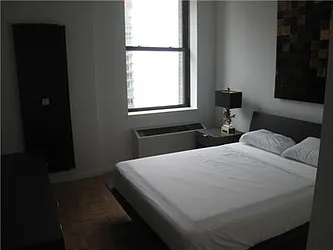 Rented by R New York