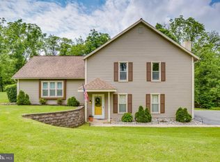 96 Garilee Ln, Elizabethtown, PA 17022