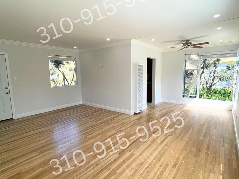 3172 S Barrington Ave #101 — Photo 5
