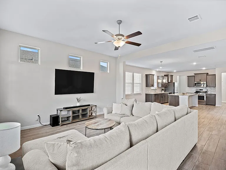 309 Greenway Dr — Photo 37