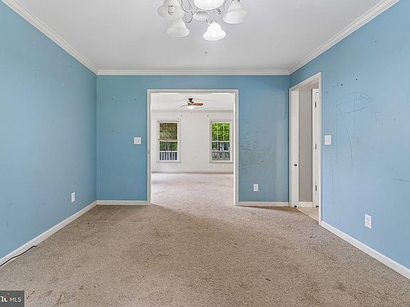 3rd image of 6286 Dawes Dr