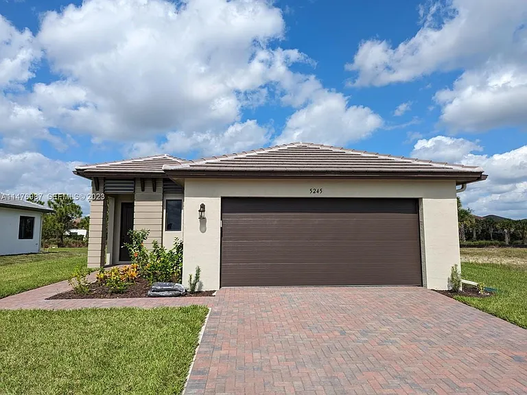 5245 Marano Dr — Photo 1