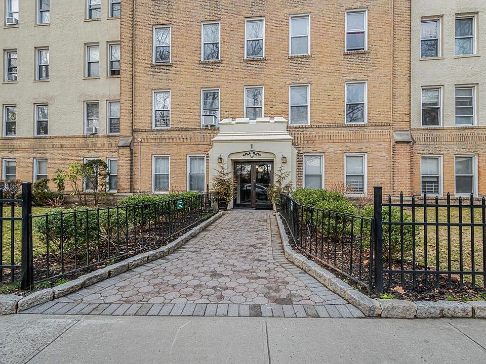 1st image of 472 Gramatan Avenue #D2