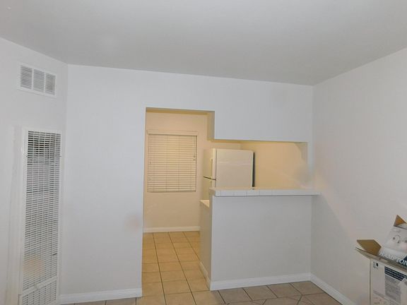 2nd image of 4671 1/2 Meade Ave