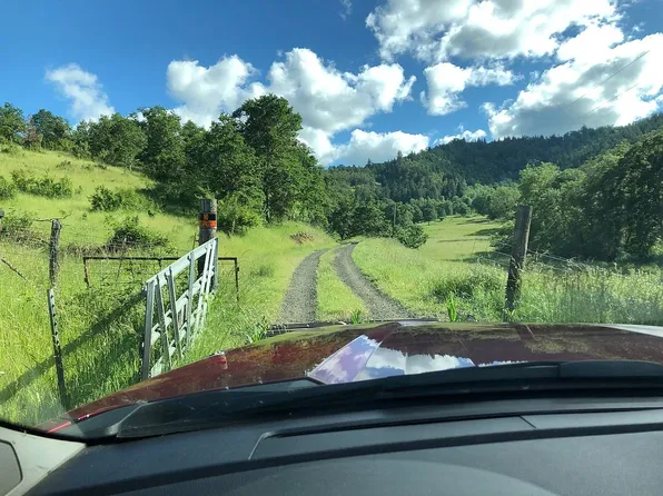 787 Buckhorn Rd, Roseburg, OR 97470