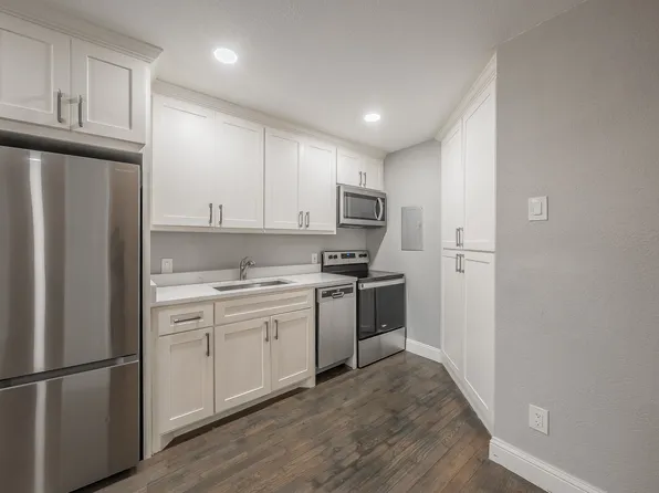 5757 Martel Ave APT B08, Dallas, TX 75206