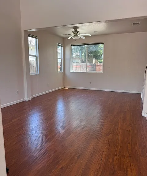 9745 Marianna Way — Photo 2