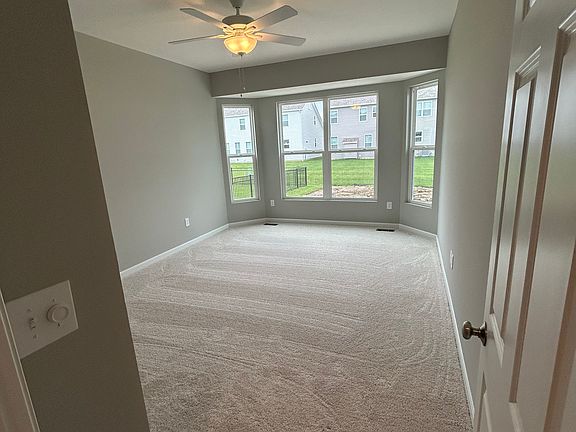 3rd image of 6189 Boone Dr