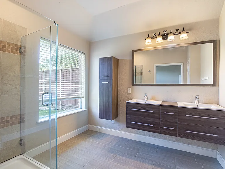 11388 Blackhawk Dr — Photo 20