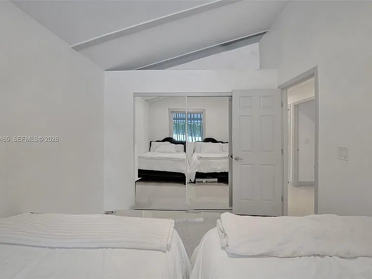 4541 SW 26th Ter — Photo 51