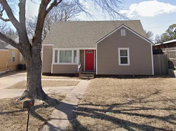 719 N Caddo St, Weatherford, OK 73096