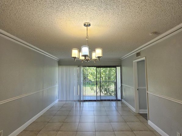 1701 Balfour Point Dr APT G