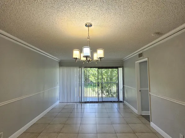 1701 Balfour Point Dr APT G, West Palm Beach, FL 33411