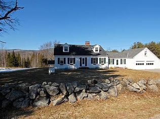 12 County Rd, Tuftonboro, NH 03816