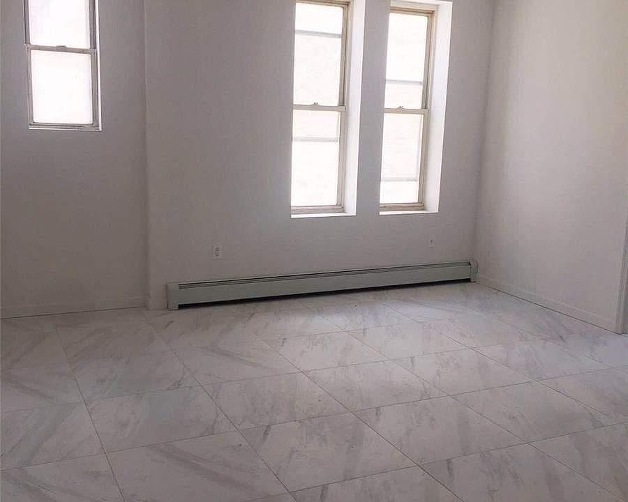1st image of 2643 96th St