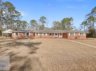 548 S 5th St, Jesup, GA 31545