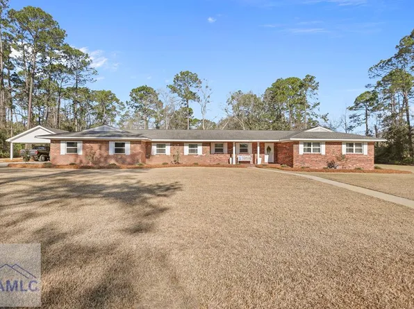 548 S 5th St, Jesup, GA 31545