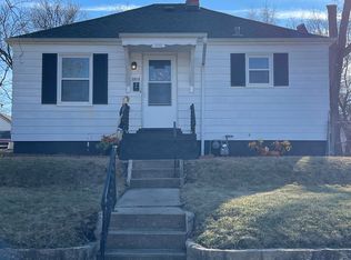 1212 Taylor St, Rockford, IL